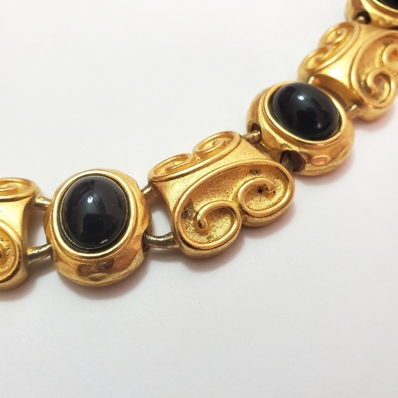 Vintage Oscar de la Renta - Gold Tone Statement Necklace with Black Cabochons - Picture 5 of 11